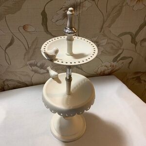 listing-status-banner